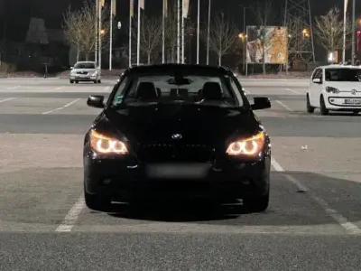 Gebraucht BMW 523 171 PS (125 kW) 2005 Schwarz Limousine