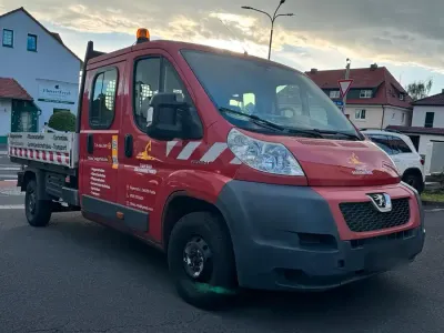 Gebraucht Peugeot Boxer 120 PS (88 kW) 2008 Rot Van