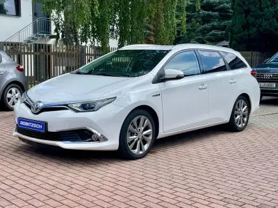 Gebraucht Toyota Auris Touring Sports Cool 136 PS (100 kW) 2017 Weiß Kombi