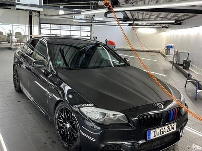 BMW 523