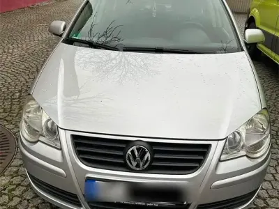 Gebraucht VW Polo 64 PS (47 kW) 2005 Silber Kleinwagen