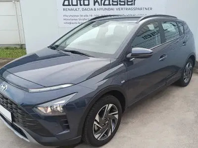 Gebraucht Hyundai Bayon Trend 101 PS (74 kW) 2024 Grau SUV