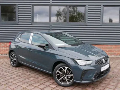 Neu Seat Ibiza FR 116 PS (85 kW) 2026 Grau Kleinwagen