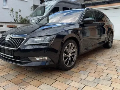 Używany Skoda Superb LAURIN & KLEMENT 190 KM (139 kW) 2017 Czarny Kombi