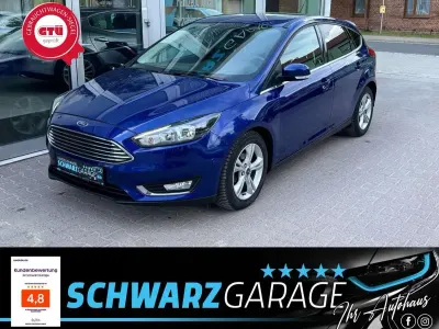 Gebraucht Ford Focus Titanium 125 PS (91 kW) 2015 Blau Limousine