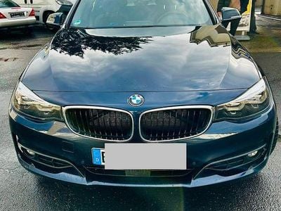 Gebraucht BMW 320 Gran Turismo 190 PS (139 kW) 2019 Blau Limousine
