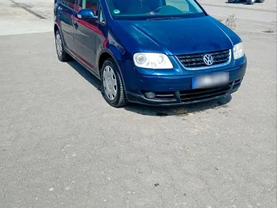 Gebraucht VW Touran 150 PS (110 kW) 2005 Blau Van / Kleinbus