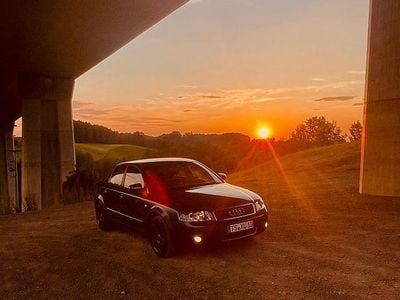 Gebraucht Audi A4 Ambiente 102 PS (75 kW) 2004 Blau Limousine