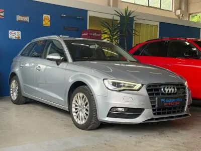 Gebraucht Audi A3 Ambiente 110 PS (80 kW) 2014 Silber Limousine