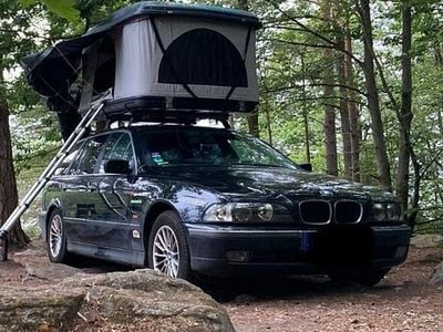 Second-hand BMW 523 180 CP (132 kW) 2000 Negru Break