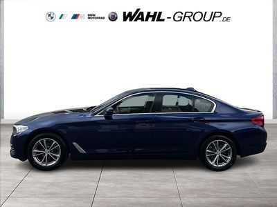 Gebraucht BMW 520 Sport Line 190 PS (139 kW) 2018 Blau metallic