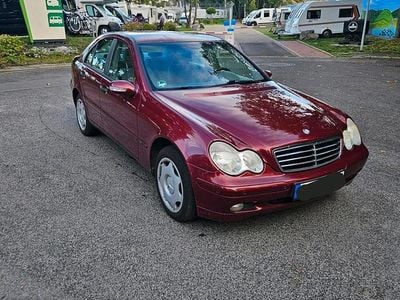 Mercedes C240