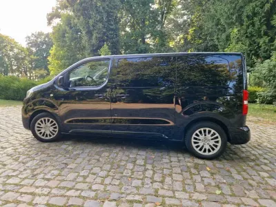 Gebraucht Peugeot Traveller Allure 177 PS (130 kW) 2020 Schwarz Van / Kleinbus