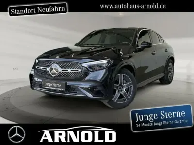 Gebraucht Mercedes GLC450 367 PS (269 kW) 2024 Obsidianschwarz (metallic) SUV