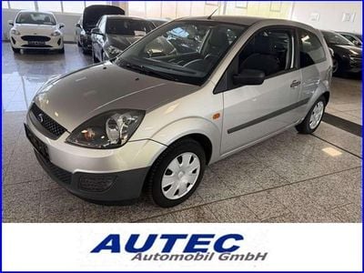 Second-hand Ford Fiesta Ambiente 60 CP (44 kW) 2006 Argintiu Hatchback
