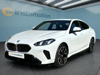 Gebraucht BMW 220 M Sport 156 PS (114 kW) 2025 Weiß Limousine