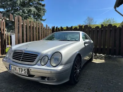Usata Mercedes CLK230 Elegance 193 CV (141 kW) 2000 Argento Coupé