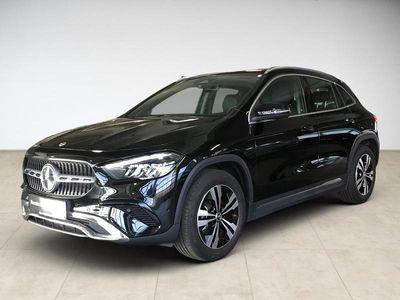 Gebraucht Mercedes GLA200 Progressive 150 PS (110 kW) 2025 Metalliclack kosmosschwarz (metallic) SUV