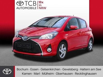 Vulcanorot Gebraucht 2016 Toyota Yaris Hybrid Basis Kleinwagen | 14.989 € (Etwas zu teuer)