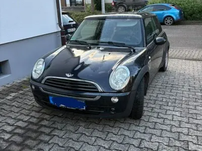 Gebraucht Mini ONE 95 PS (69 kW) 2007 Schwarz Kleinwagen