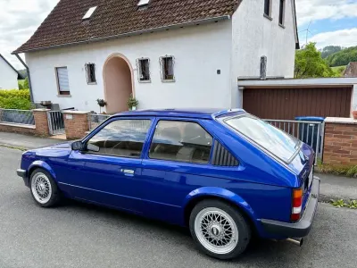 Używany Opel Kadett 150 KM (110 kW) 1983 Niebieski Kombi