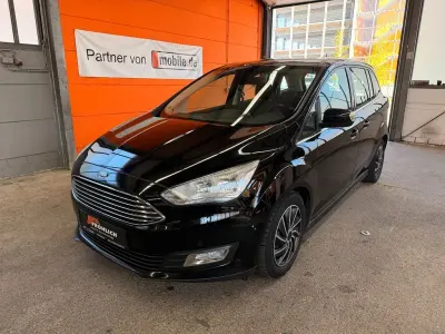 Usata Ford Grand C-Max Titanium 150 CV (110 kW) 2016 Nero Monovolume