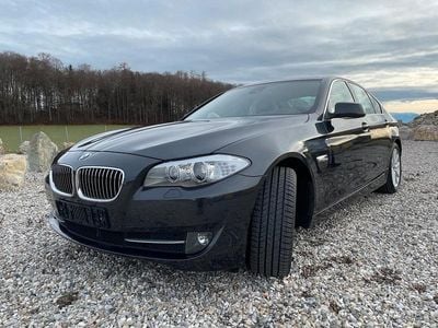 BMW 523