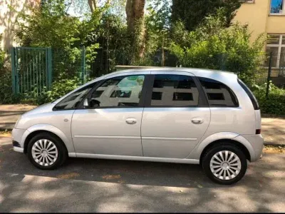 Gebraucht Opel Meriva 105 PS (77 kW) 2006 Silber Van / Kleinbus