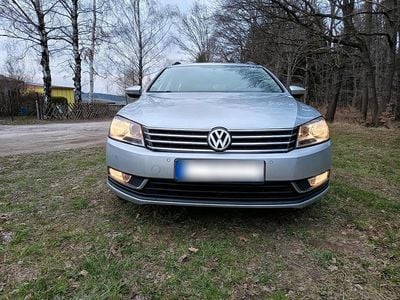 Gebraucht VW Passat 140 PS (102 kW) 2012 Silber Kombi