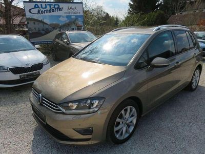 Gebraucht VW Golf VII Comfortline 125 PS (91 kW) 2016 Gold Limousine