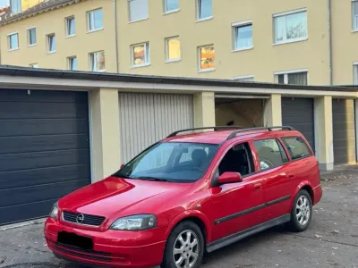 Second-hand Opel Astra 105 CP (77 kW) 2004 Roșu Berlinǎ