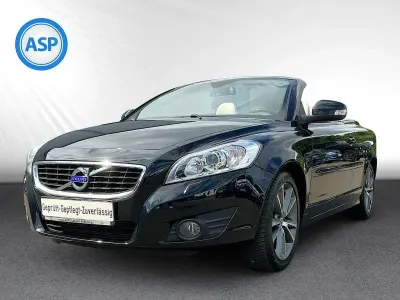Gebraucht Volvo C70 Momentum 150 PS (110 kW) 2013 Schwarz (black sapphire / metallic) Cabrio