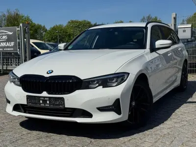 Gebraucht BMW 318 Performance 150 PS (110 kW) 2020 Weiß Limousine