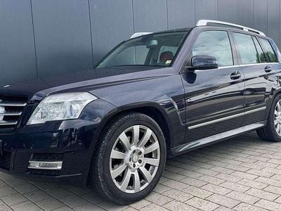 Gebraucht Mercedes GLK350 231 PS (169 kW) 2011 Tansanitblau  metalliclack SUV