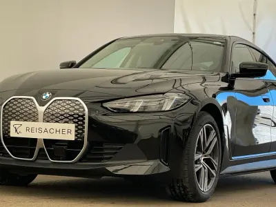 Gebraucht BMW i4 Efficient Dynamics 250 kW (340 PS) 2026 Saphirschwarz metallic Limousine