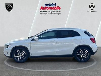 Usata Mercedes GLA180 Business 122 CV (89 kW) 2016 Bianco SUV