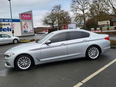Silber Gebraucht 2019 BMW 520 Luxury Line Limousine | 18.990 € (Guter Preis)