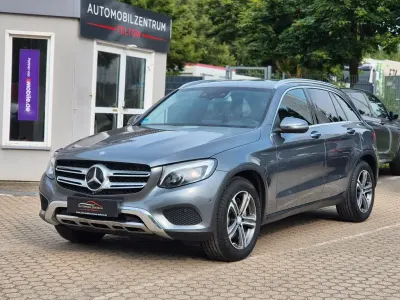 Gebraucht Mercedes GLC250 204 PS (150 kW) 2016 Grau SUV
