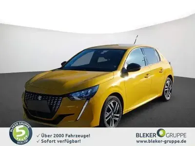 Usata Peugeot 208 Allure 101 CV (74 kW) 2023 Giallo Utilitaria