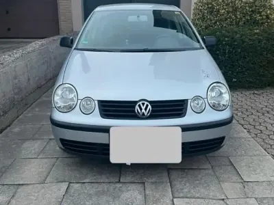 Używany VW Polo 68 KM (50 kW) 2004 Srebrny Hatchback