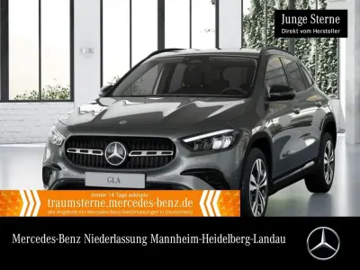 Używany Mercedes GLA180 Progressive 136 KM (100 kW) 2025 Szary SUV