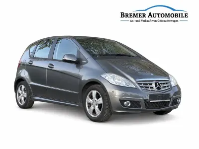 Gebraucht Mercedes A180 Avantgarde 116 PS (85 kW) 2010 Grau Limousine