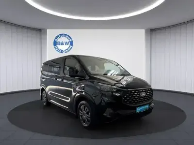 Gebraucht Ford Tourneo Custom Titanium 169 PS (124 kW) 2025 Schwarz Van