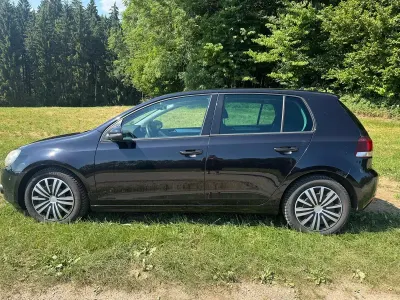 Gebraucht VW Golf VI Highline 122 PS (89 kW) 2011 Schwarz Limousine