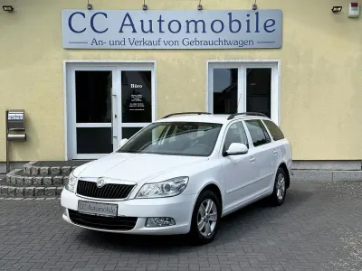 Gebraucht Skoda Octavia Ambiente 122 PS (89 kW) 2010 Weiß Kombi