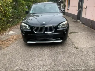 Gebraucht BMW X1 2014 Schwarz SUV