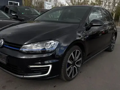 Gebraucht VW Golf VII GTE 150 PS (110 kW) 2015 Schwarz Limousine