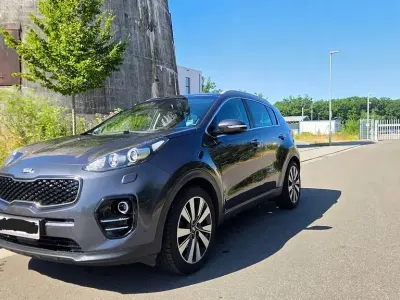 Gebraucht Kia Sportage Spirit 185 PS (136 kW) 2018 Grau SUV