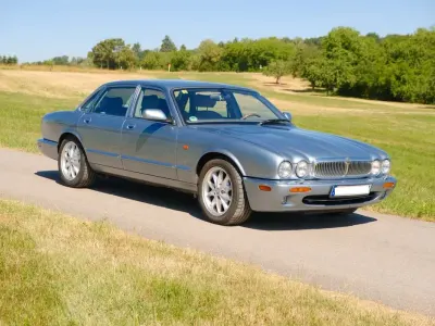 Gebraucht Jaguar XJ Sovereign 284 PS (208 kW) 2002 Blau Limousine