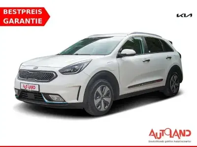 Gebraucht Kia Niro Spirit 141 PS (103 kW) 2018 Weiß SUV